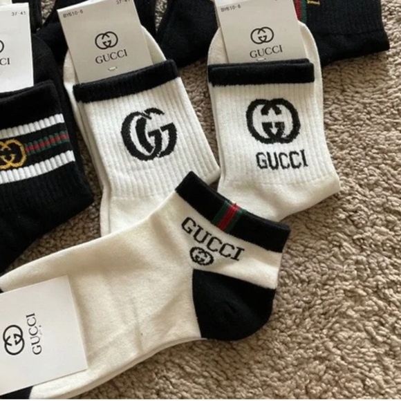 Other - GG Socks set
